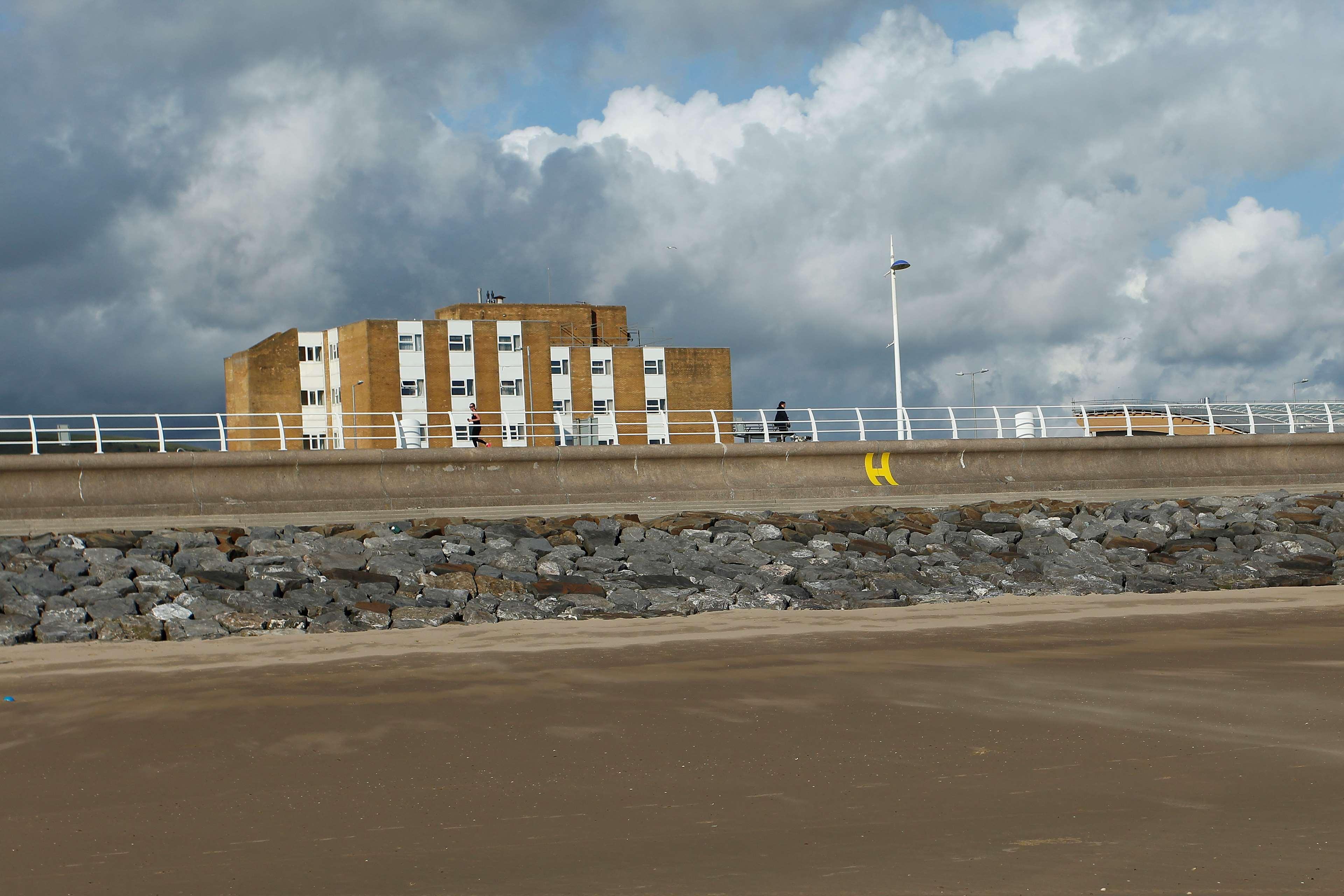 Best Western Aberavon Beach Hotel Порт Толбът Екстериор снимка