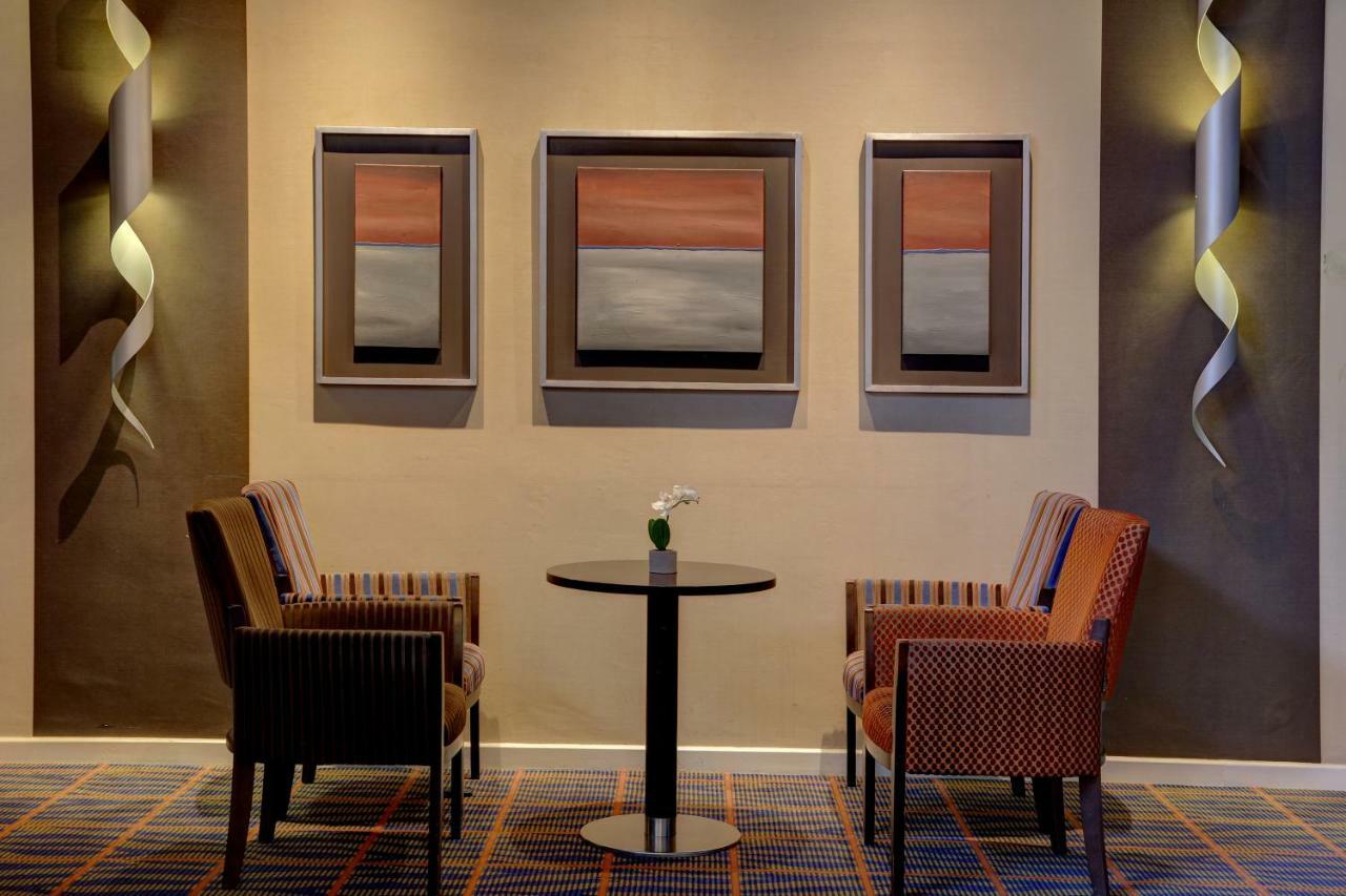 Best Western Aberavon Beach Hotel Порт Толбът Екстериор снимка